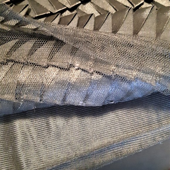 NEW Beautiful black dress by Nueva - Picture 9 of 14